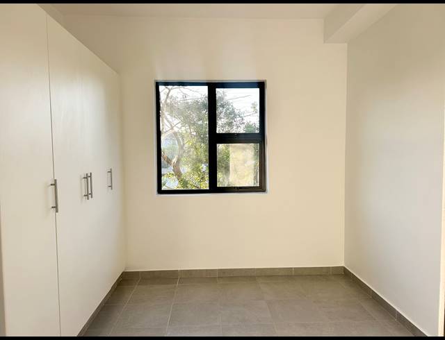 2 BEDROOM APARTMENT FOR SALE IN SHEFFIELD BEACH